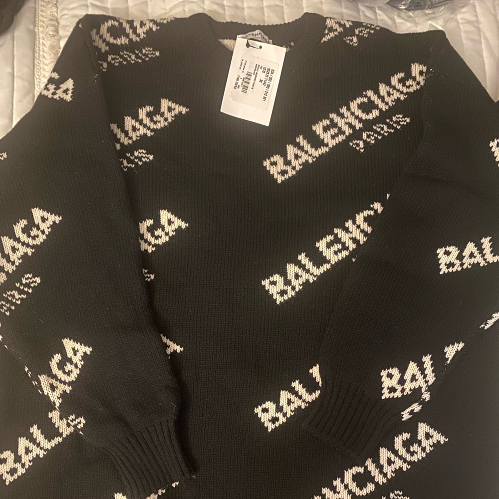 Balenciaga Logo Scoop Sweater